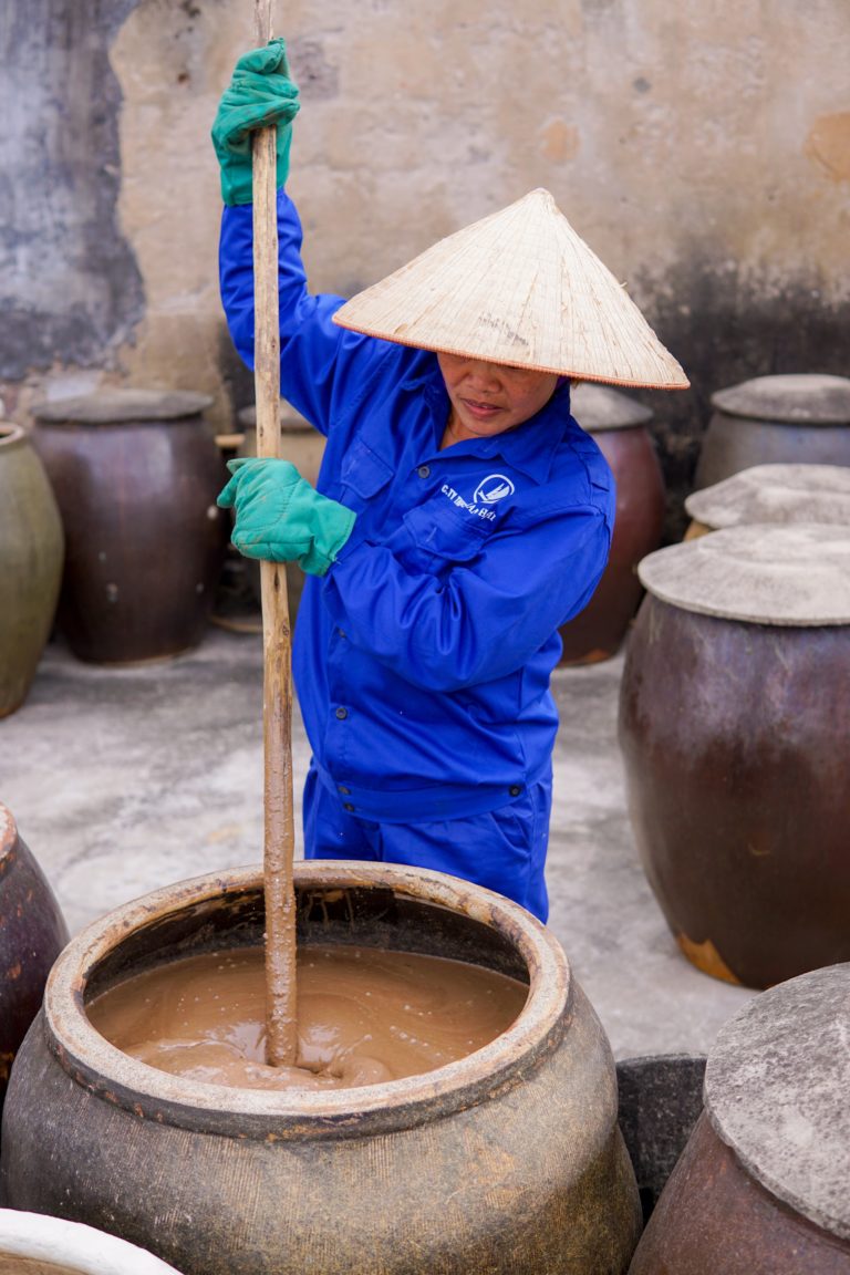 NƯỚC MẮM QUANG HẢI, GIA VỊ TỪ VÙNG ĐẤT CẢNG