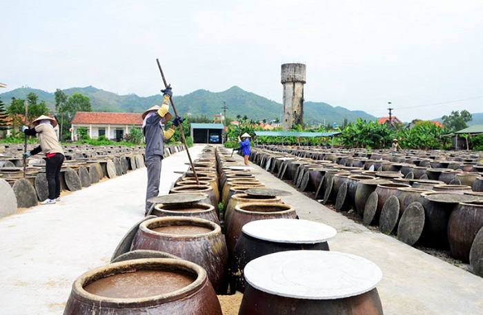 Những Biến Đổi Khí Hậu và Tác Động Đến Nguồn Nguyên Liệu cho Nước Mắm Cát Hải