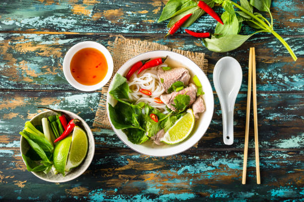 Bí Quyết Nấu Phở Ngon Chuẩn Vị với Nước Mắm Cát Hải – Hương Vị Đích Thực của Ẩm Thực Việt Nam
