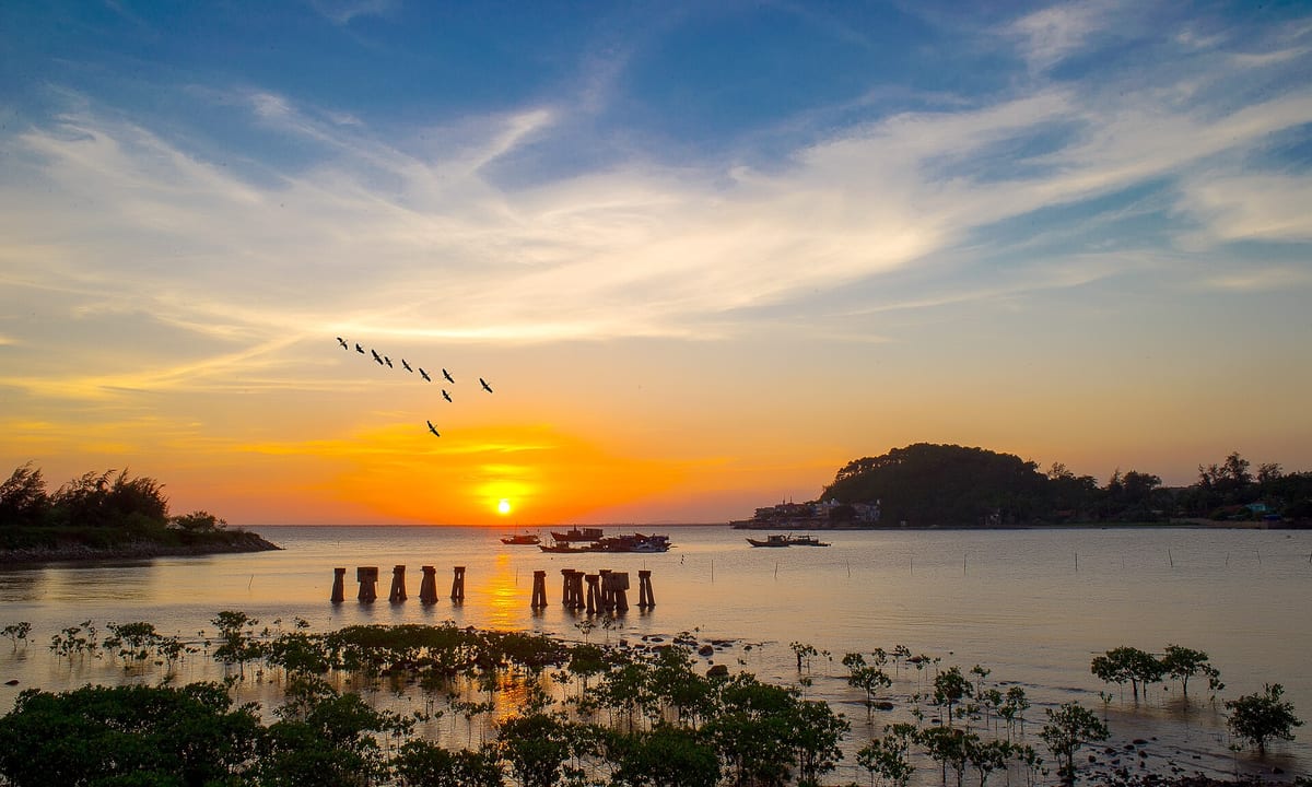 Biển Đồ Sơn, Hải Phòng lúc hoàng hôn